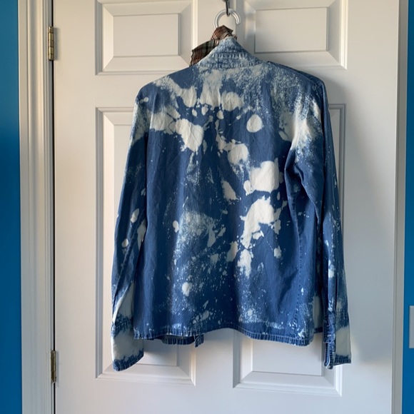 Denim shirt - Picture 2 of 3